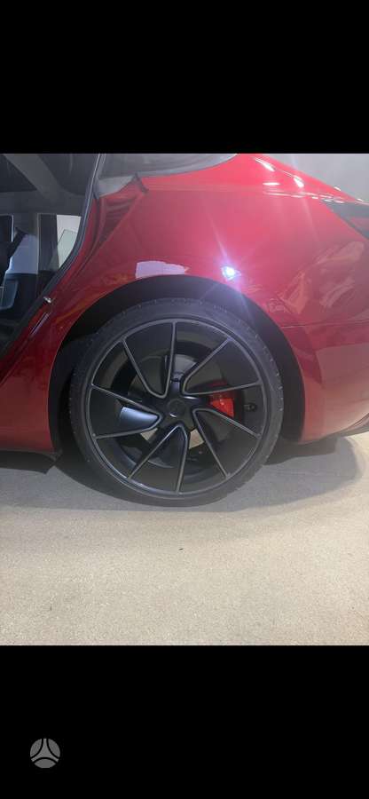 Tesla Model 3, 82 kWh, hatchback