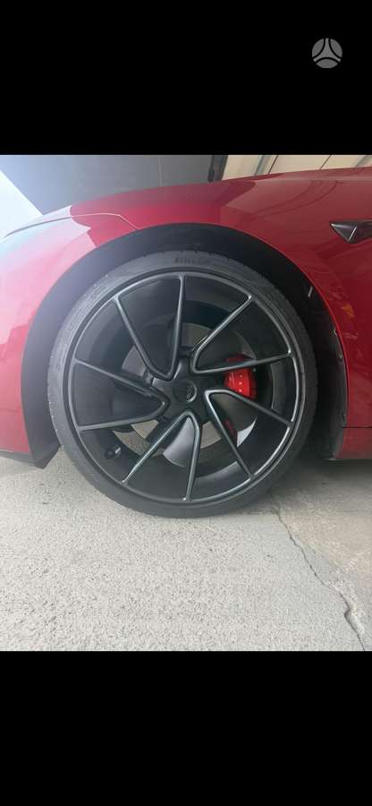 Tesla Model 3, 82 кВт·ч, Хэтчбек