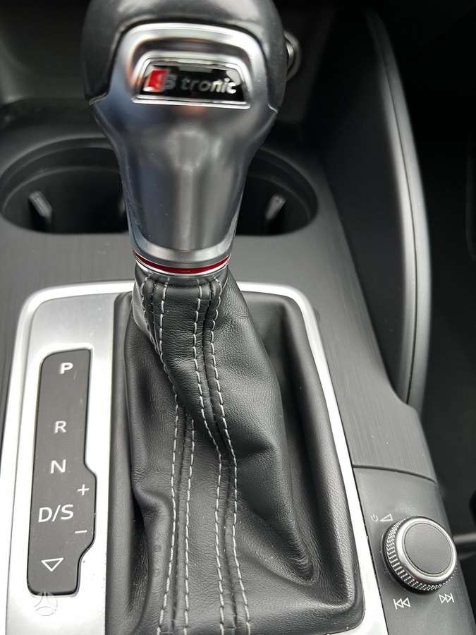 Audi S3, 2.0 l., Хэтчбек