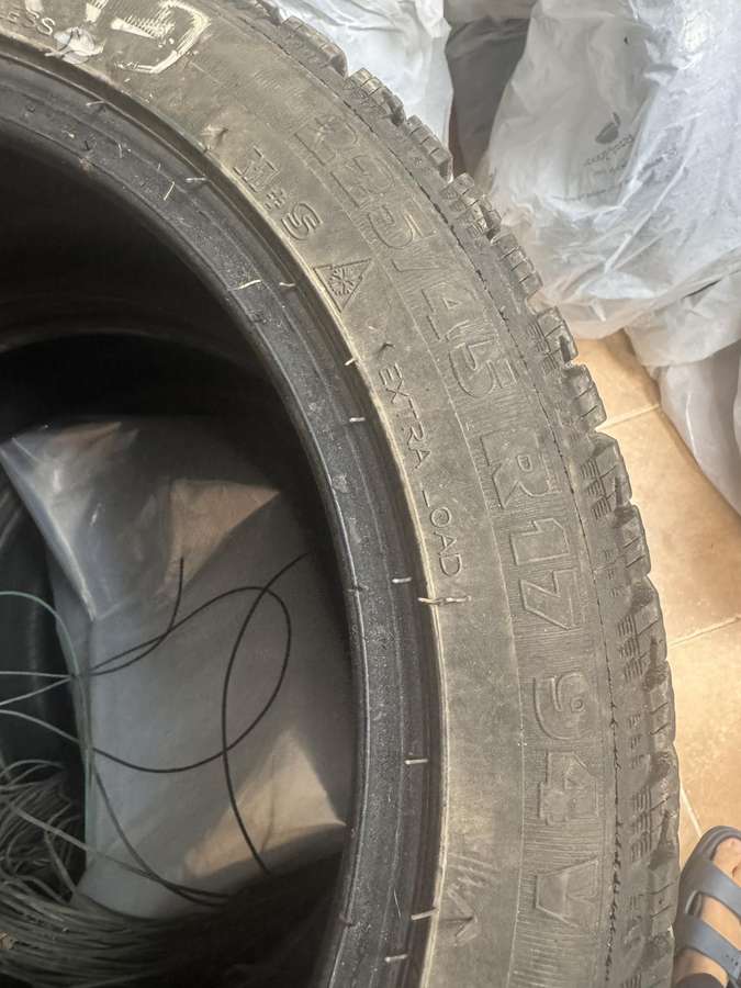 Kormoran, universalios 225/45 R17