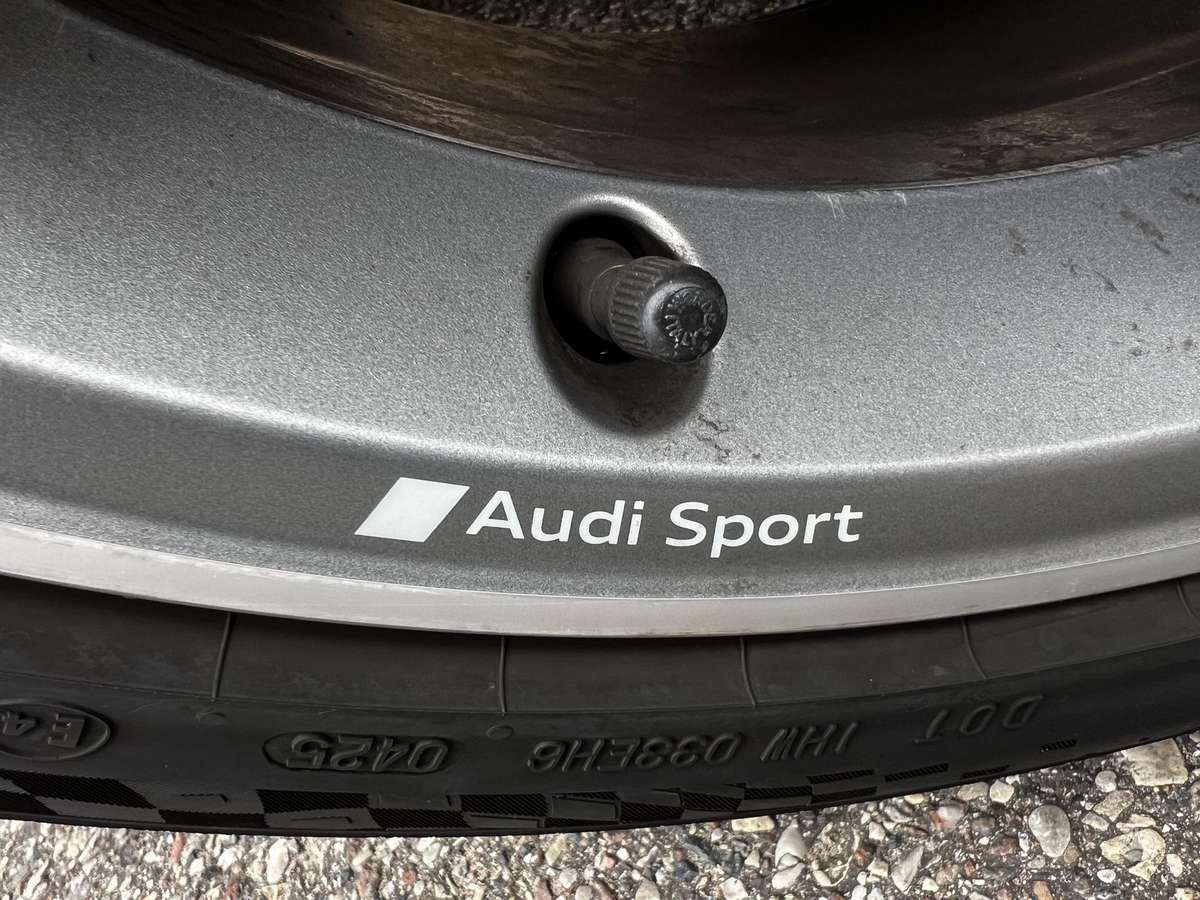 Audi S3, 2.0 l., hatchback
