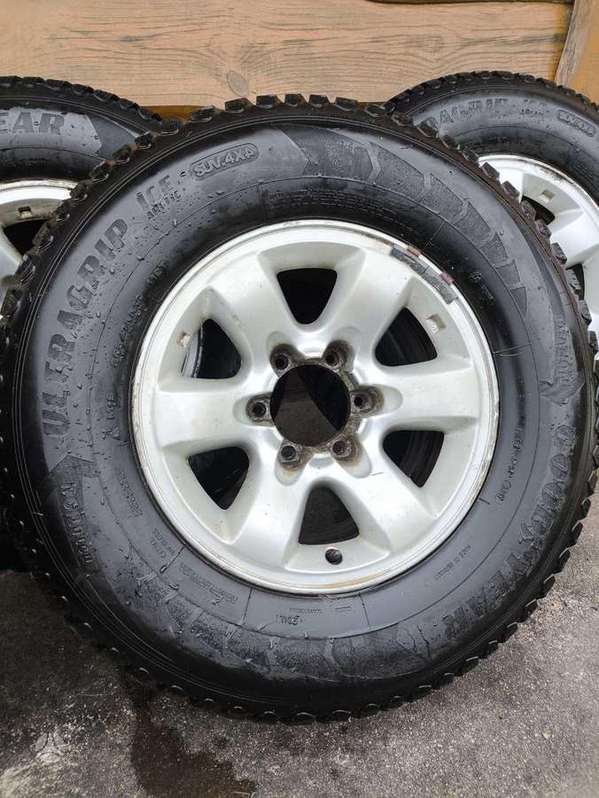Malatesta, winter 265/70 R16