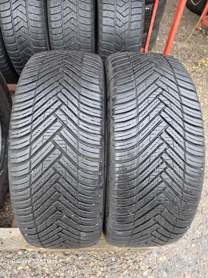 Hankook KINERGY 4S2, всесезонные 235/45 R19
