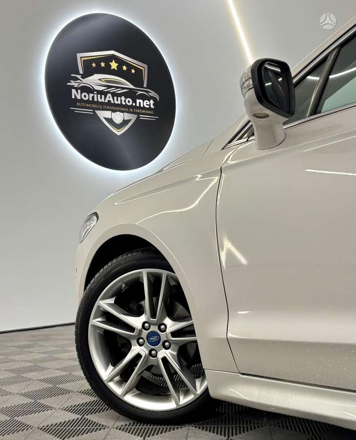 Ford Mondeo, 2.0 l., Хэтчбек