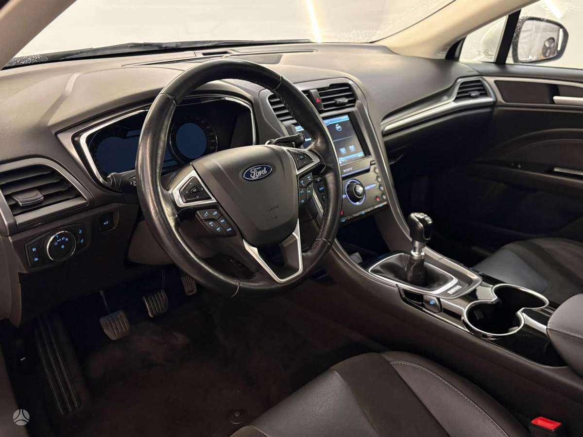 Ford Mondeo, 2.0 l., hatchback