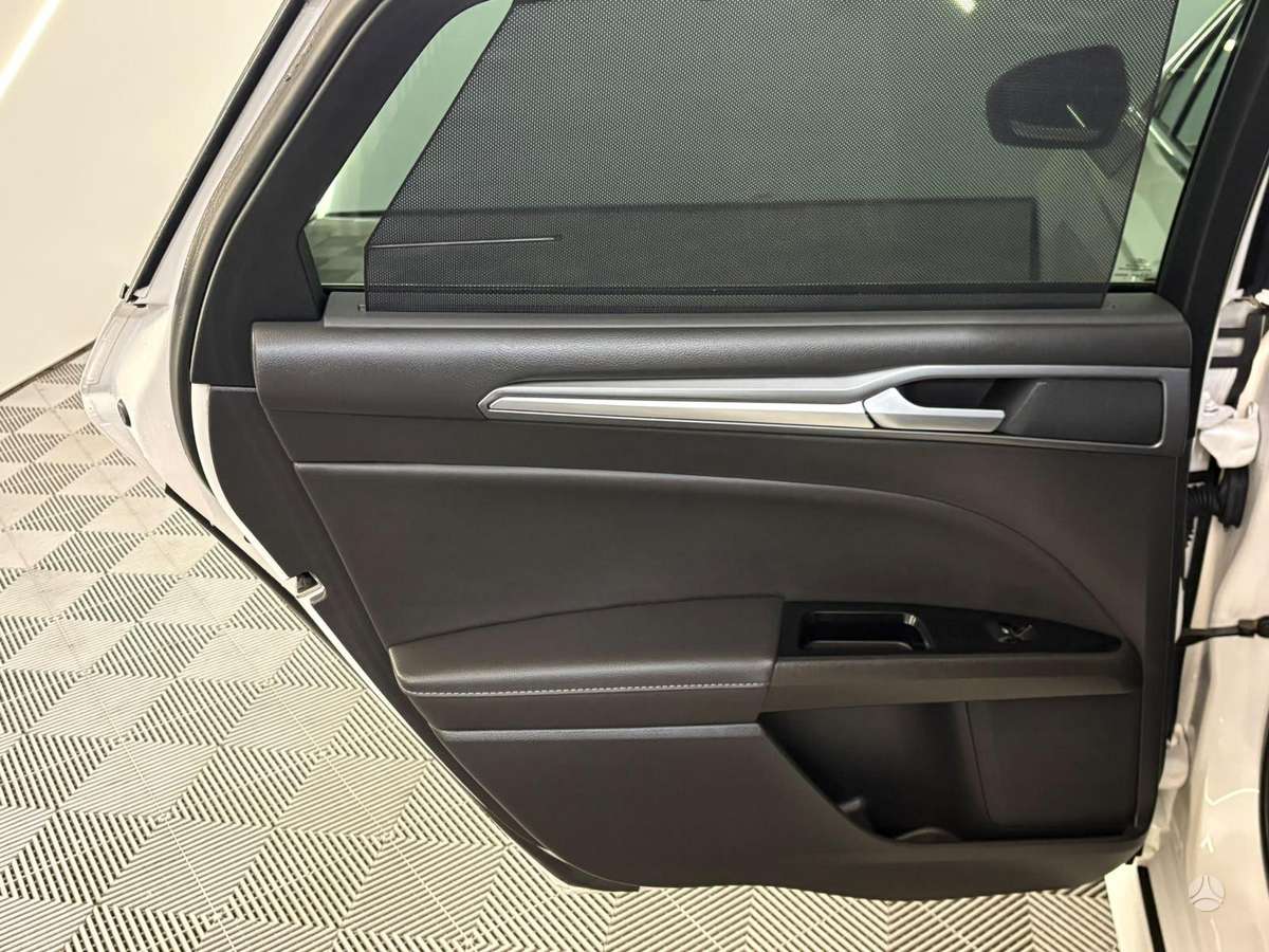 Ford Mondeo, 2.0 l., hatchback
