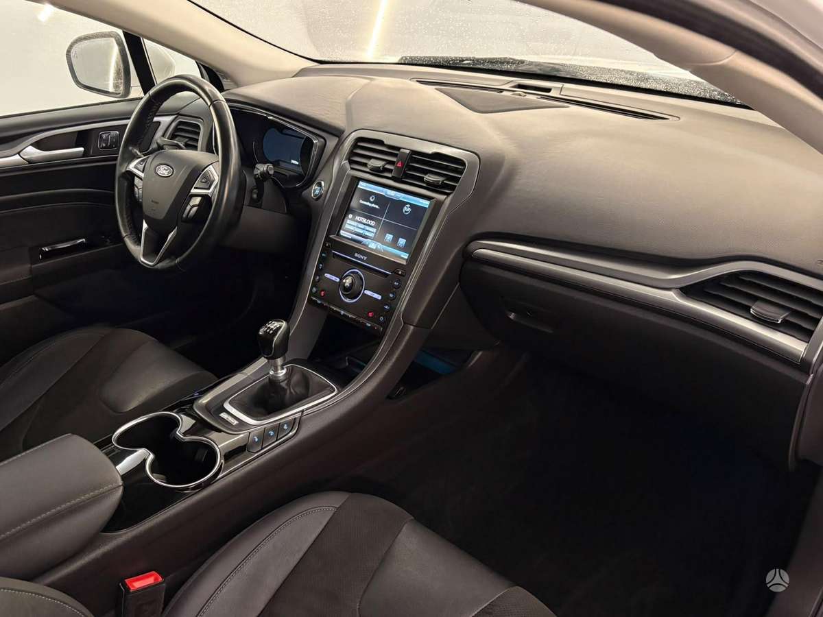 Ford Mondeo, 2.0 l., Хэтчбек