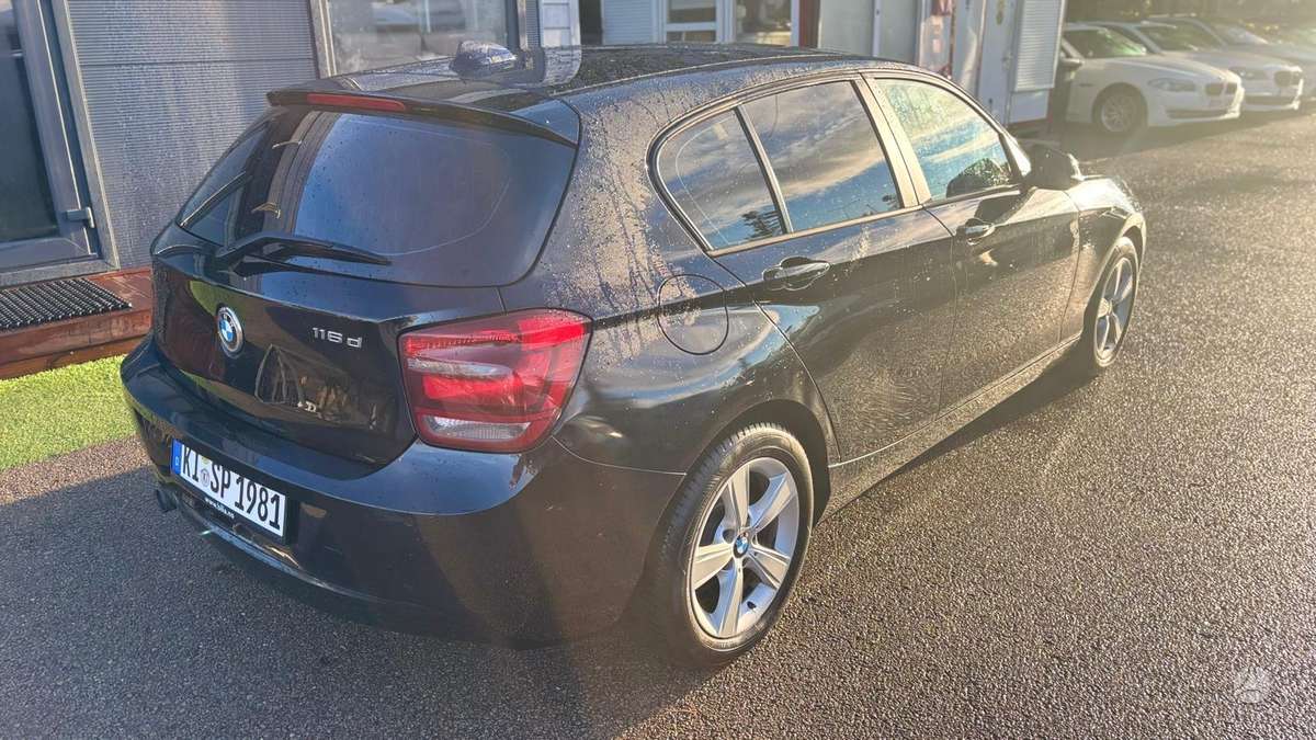 BMW 116, 2.0 l., Хэтчбек