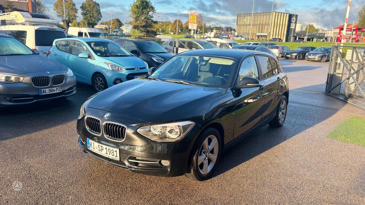 BMW 116, 2.0 l., Хэтчбек