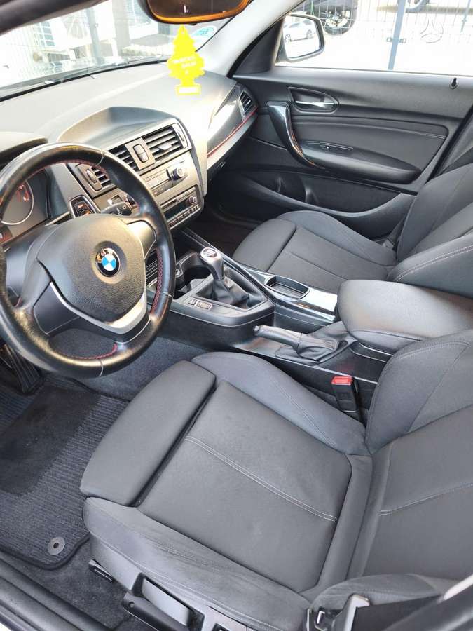 BMW 116, 2.0 l., Хэтчбек
