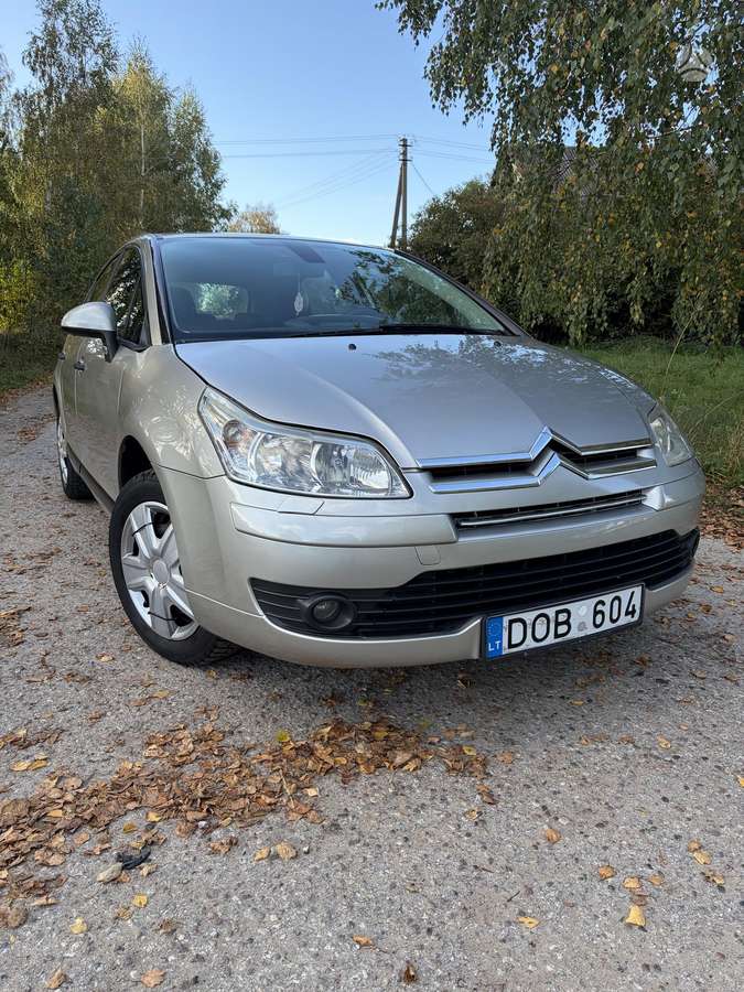 Citroen C4, 1.6 l., Хэтчбек