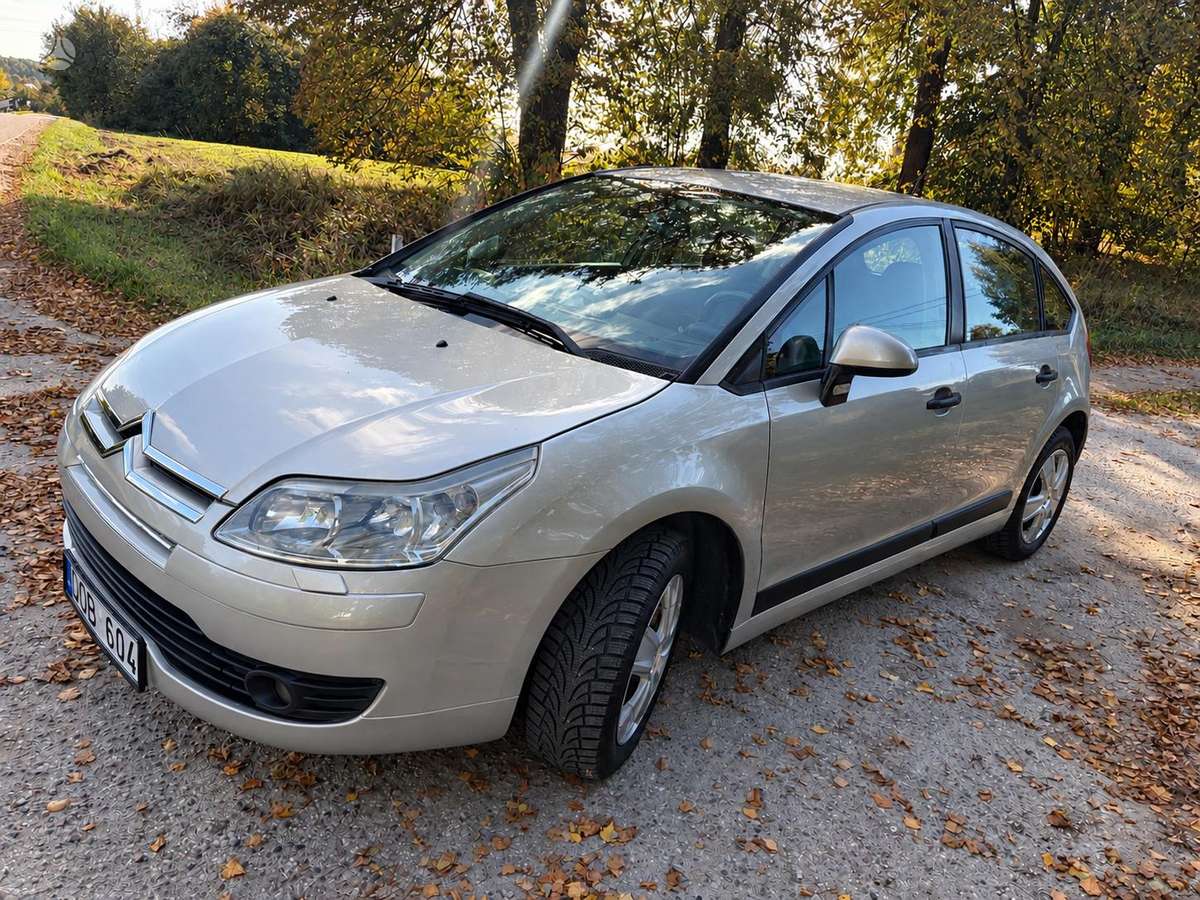 Citroen C4, 1.6 l., Хэтчбек