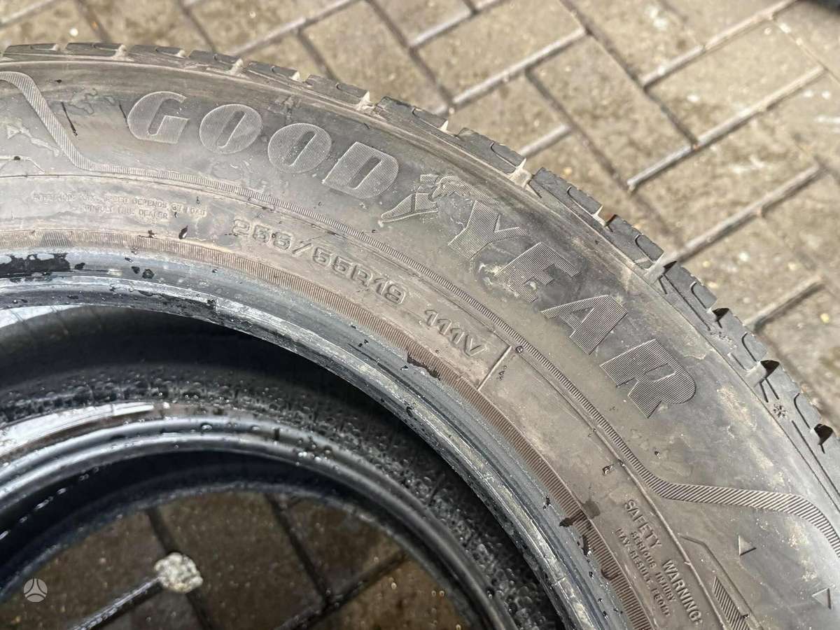 Goodyear ULTRAGRIP PERF. + SUV, winter 255/55 R19
