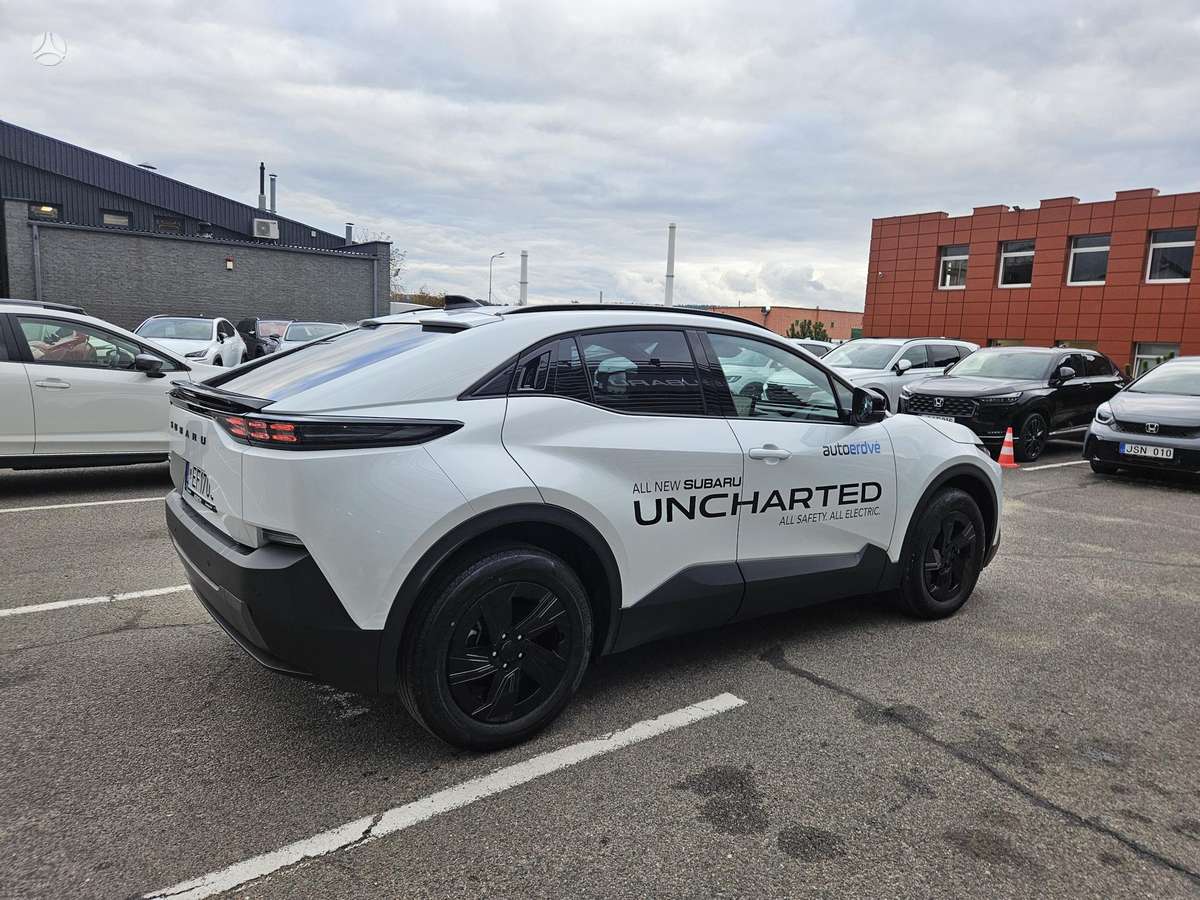Subaru Uncharted, 77 kWh, hatchback