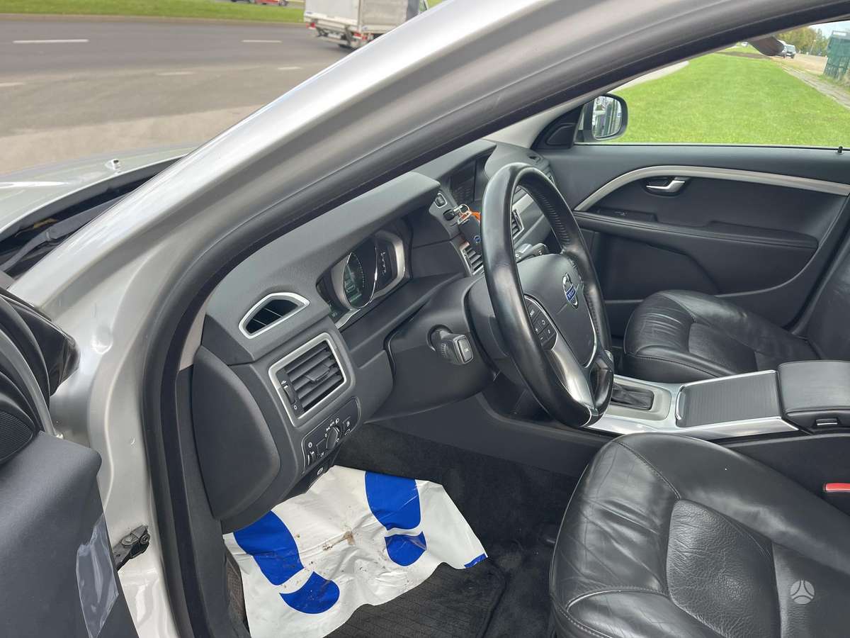 Volvo V70, 1.6 l., Универсал