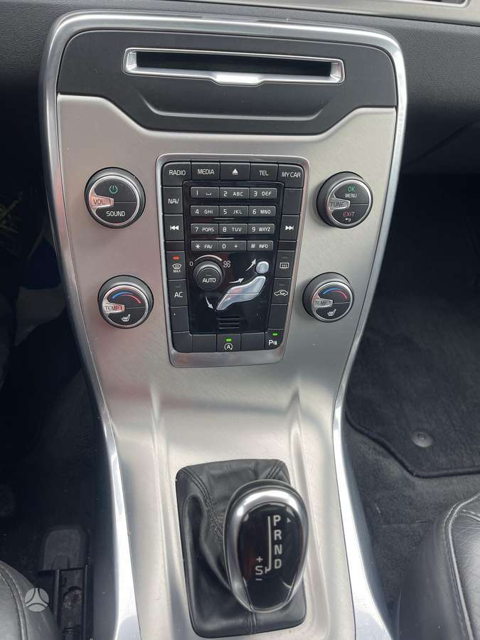 Volvo V70, 1.6 l., Универсал