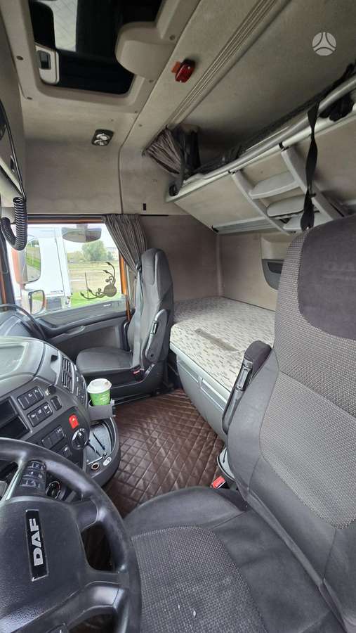 DAF XF460 FT, 2 спальных места