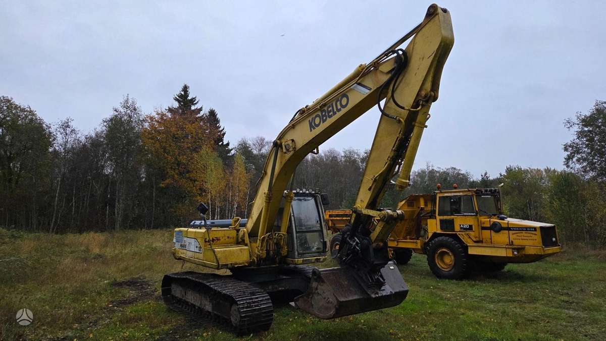 Kobelco SK210LC, ekskavatoriai