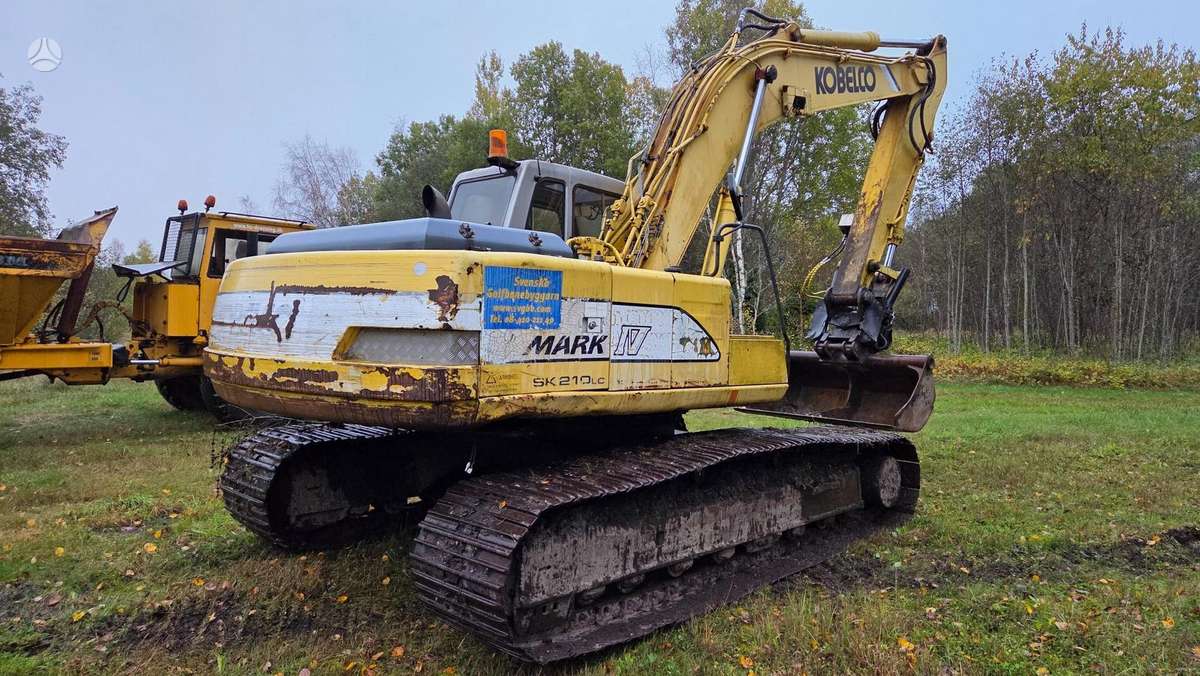 Kobelco SK210LC, экскаваторы
