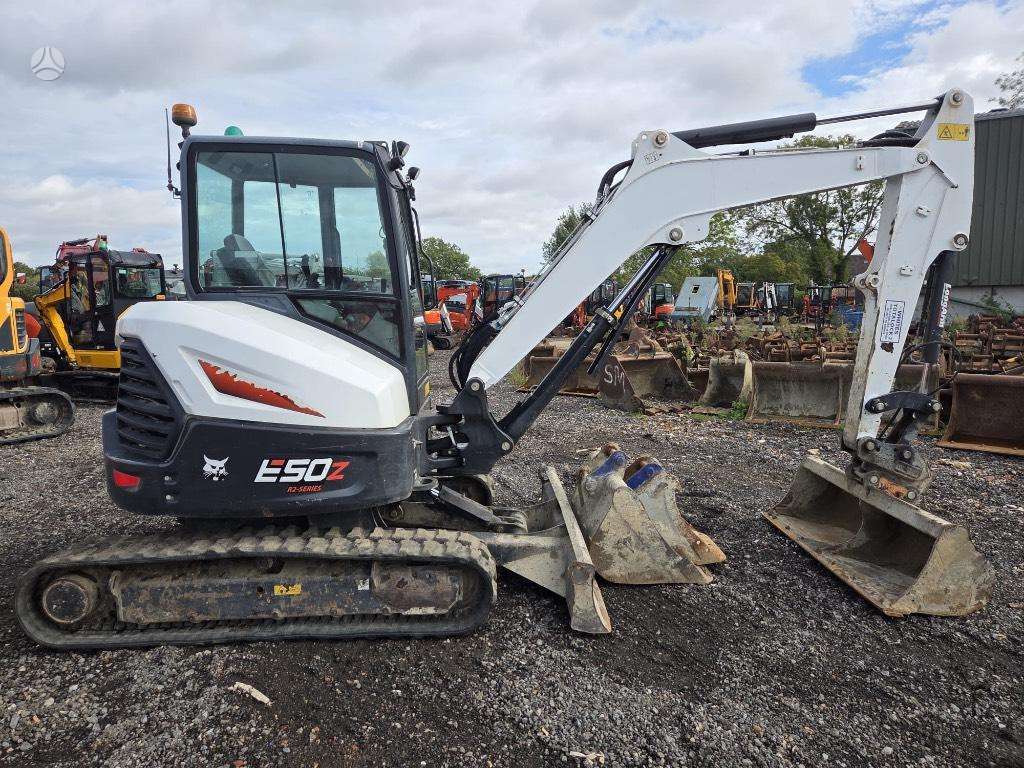 Bobcat E 50, mini excavator