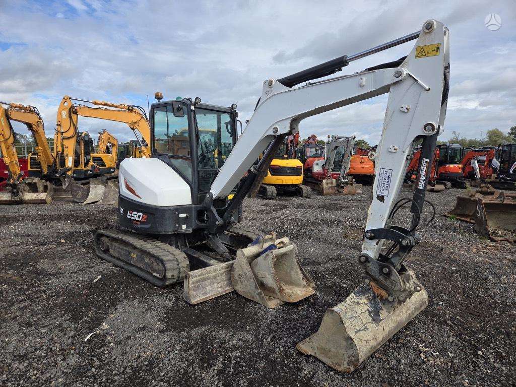 Bobcat E 50, mini ekskavatori