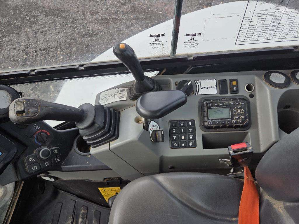 Bobcat E 50, mini ekskavatoriai