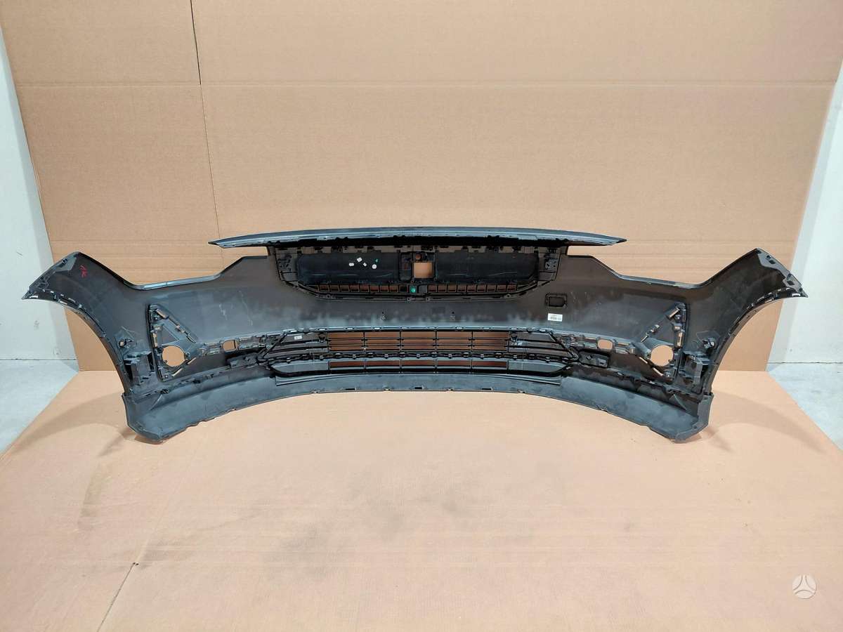 Polestar 4 bumpers