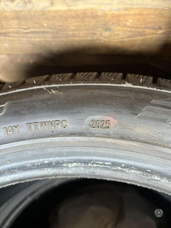 Austone Sp901, winter 215/50 R18