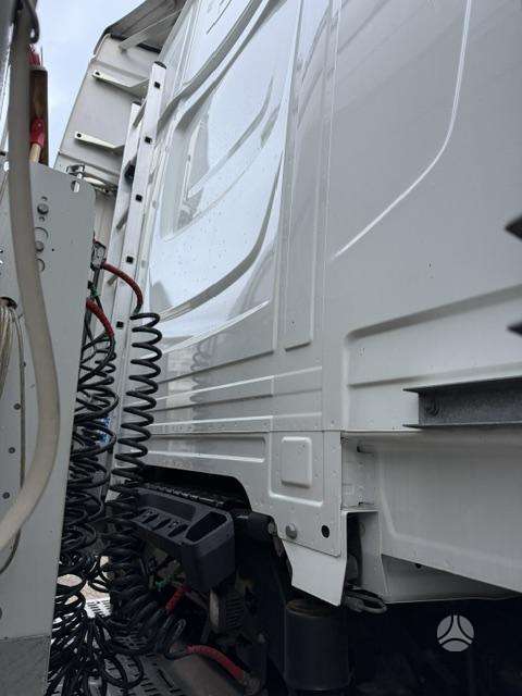 DAF DAF XG 480 FT, 2 спальных места
