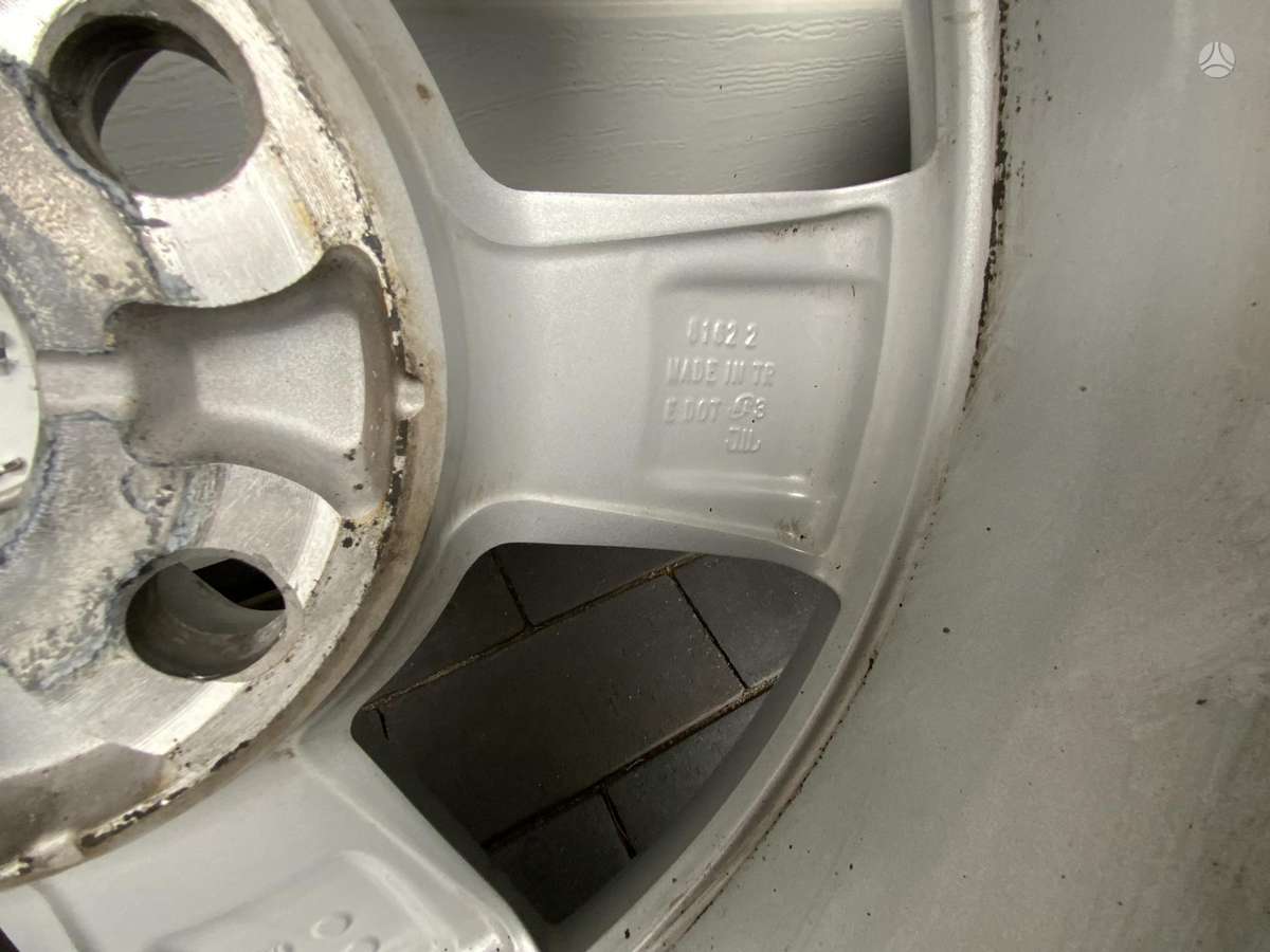 Toyota CHR, light alloy, R17