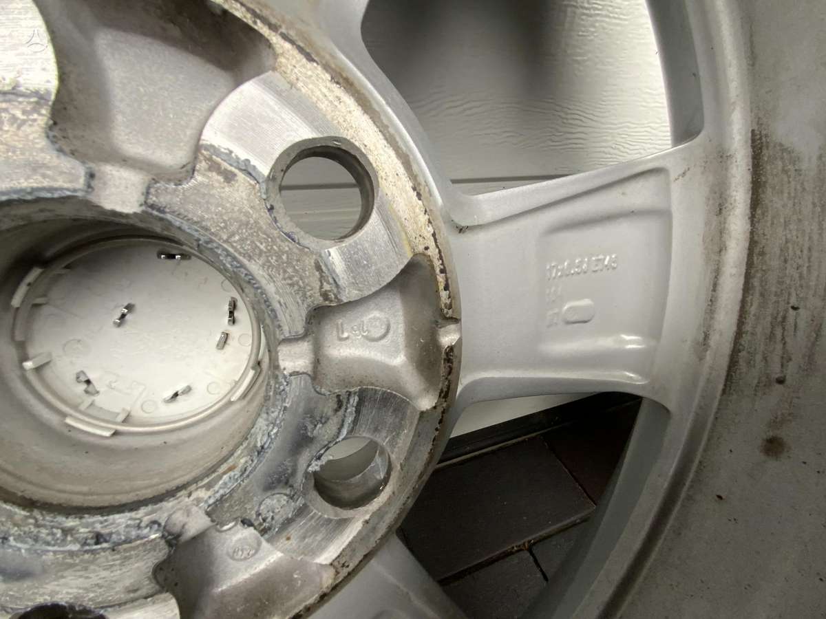Toyota CHR, light alloy, R17