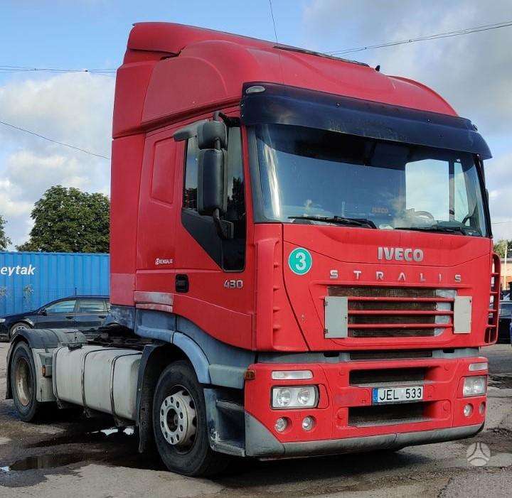 Iveco Stralis, 2 miegamosios vietos
