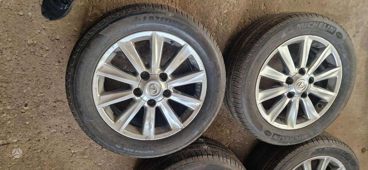Lexus LX klasė kėbulo dalys