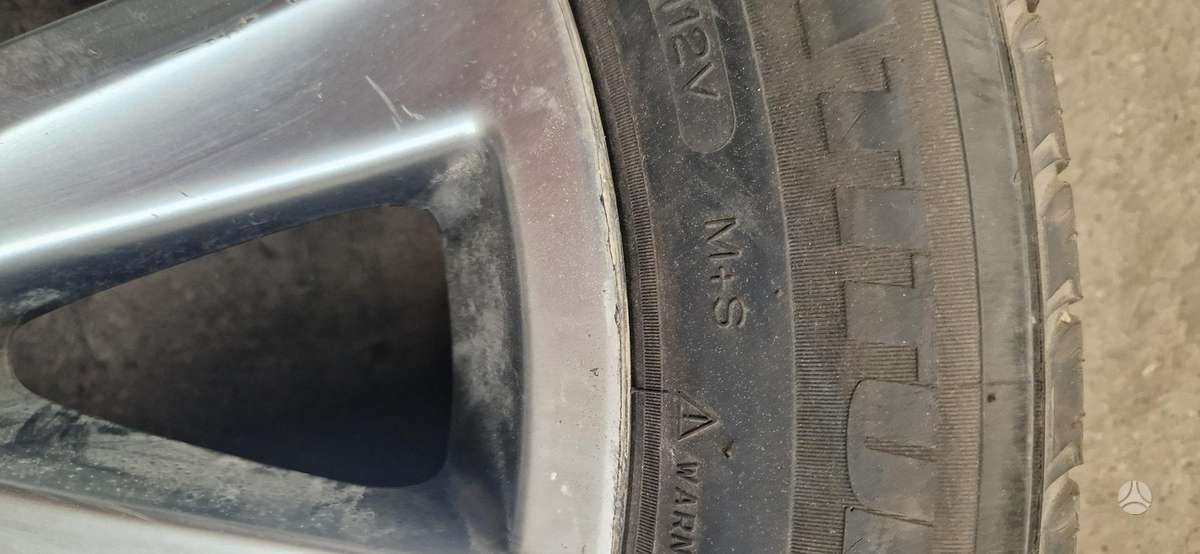 Lexus LX klasė kėbulo dalys