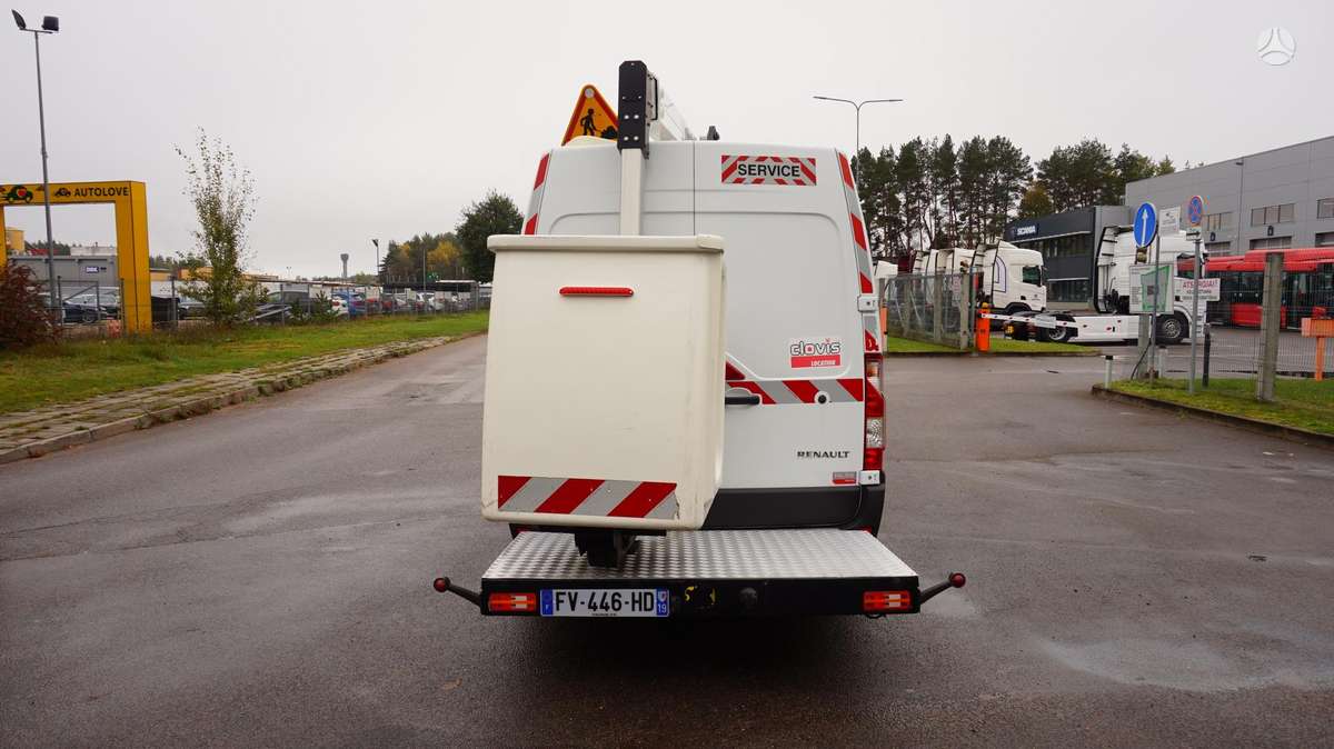 Renault Master, boom lift