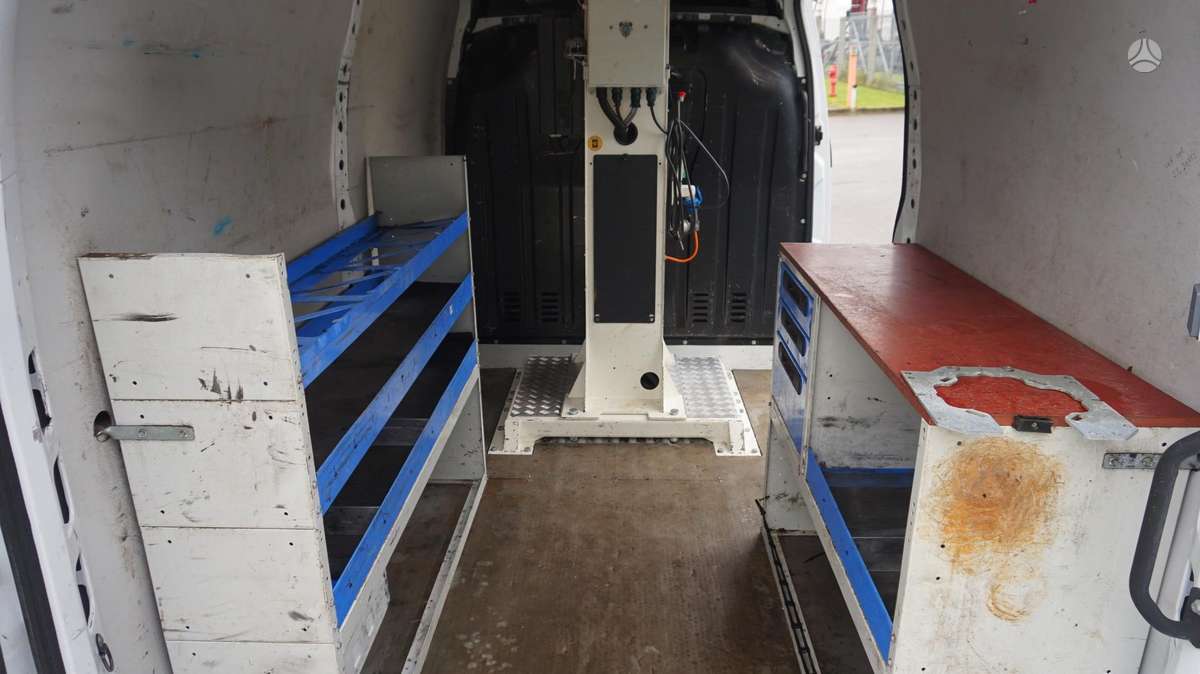 Renault Master, автовышки