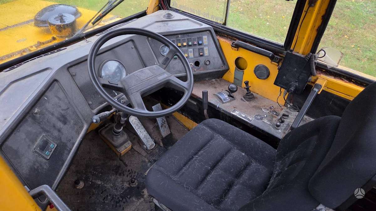 Volvo A20 6X6, самосвалы