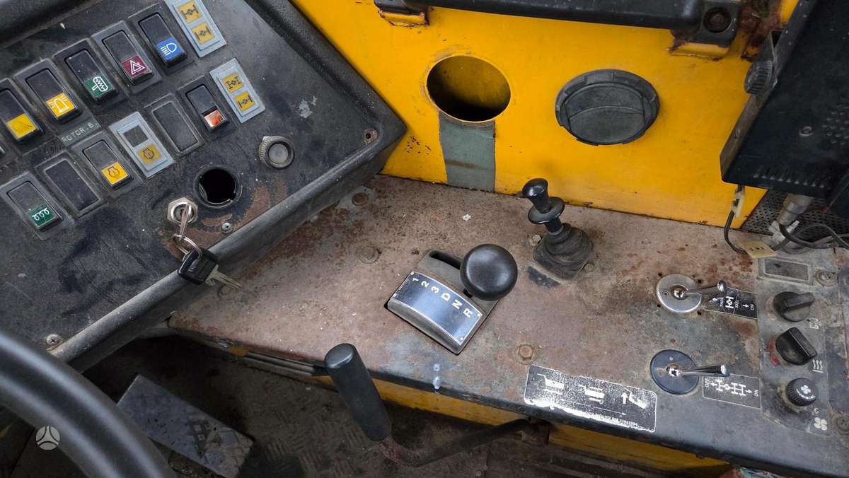 Volvo A20 6X6, самосвалы
