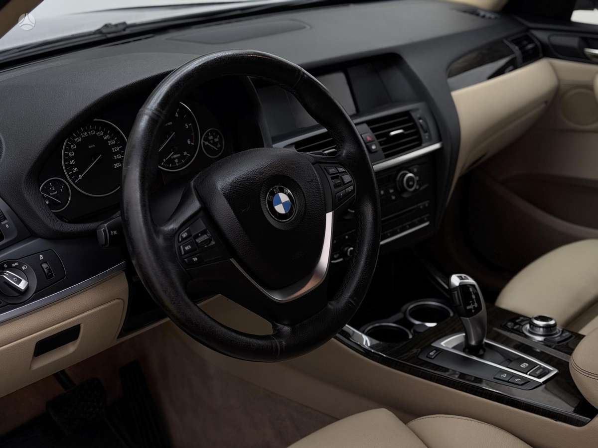 BMW X3, 2.0 l., Внедорожник / Кроссовер
