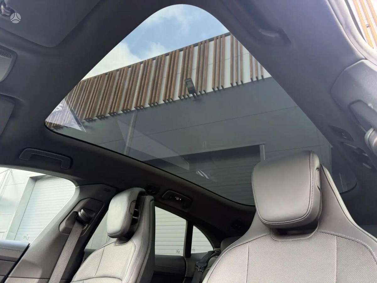 Porsche Taycan, Универсал