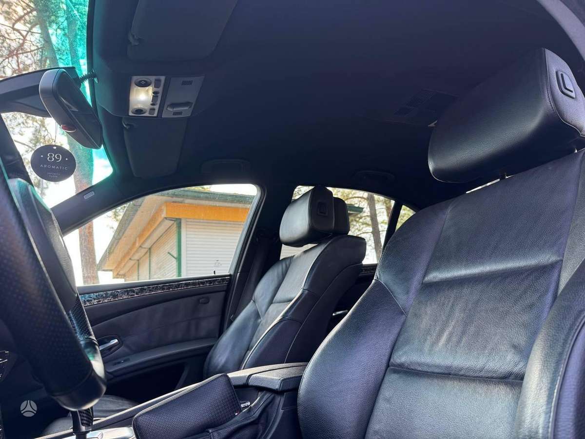 BMW 520, 2.0 l., Седан