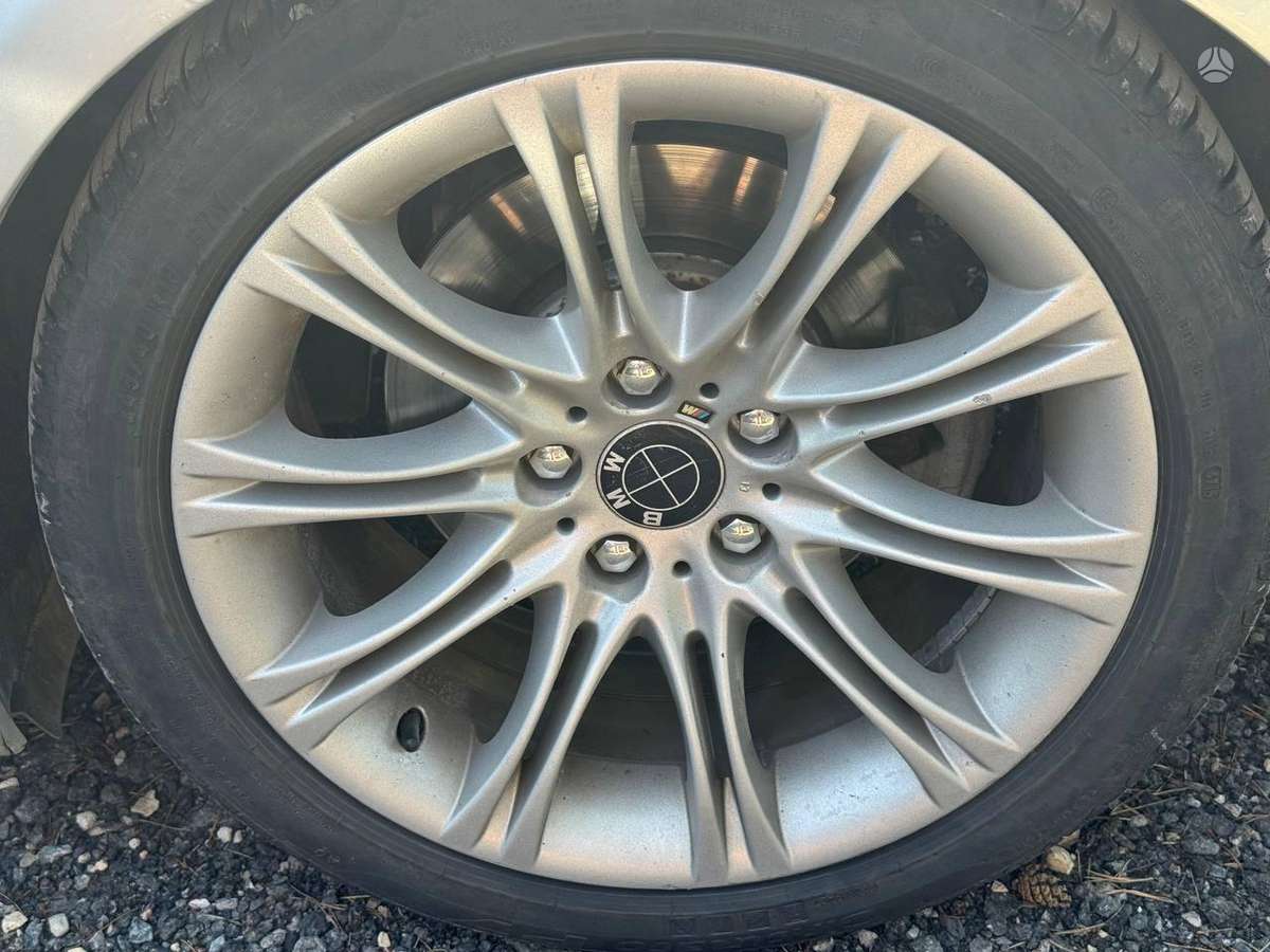 BMW 520, 2.0 l., Седан