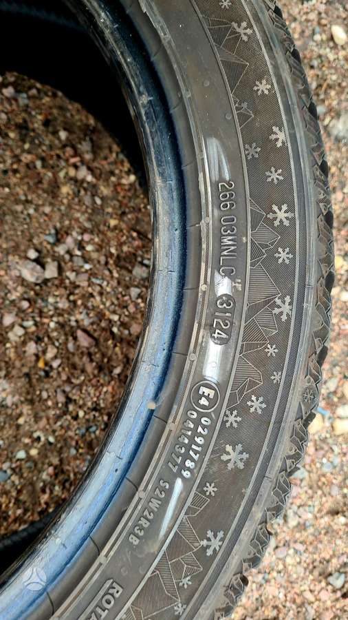 Semperit Speed-Grip 5, winter 235/45 R18