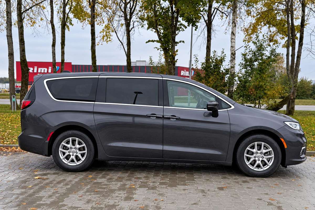 Chrysler Pacifica, 3.6 l., Минивэн