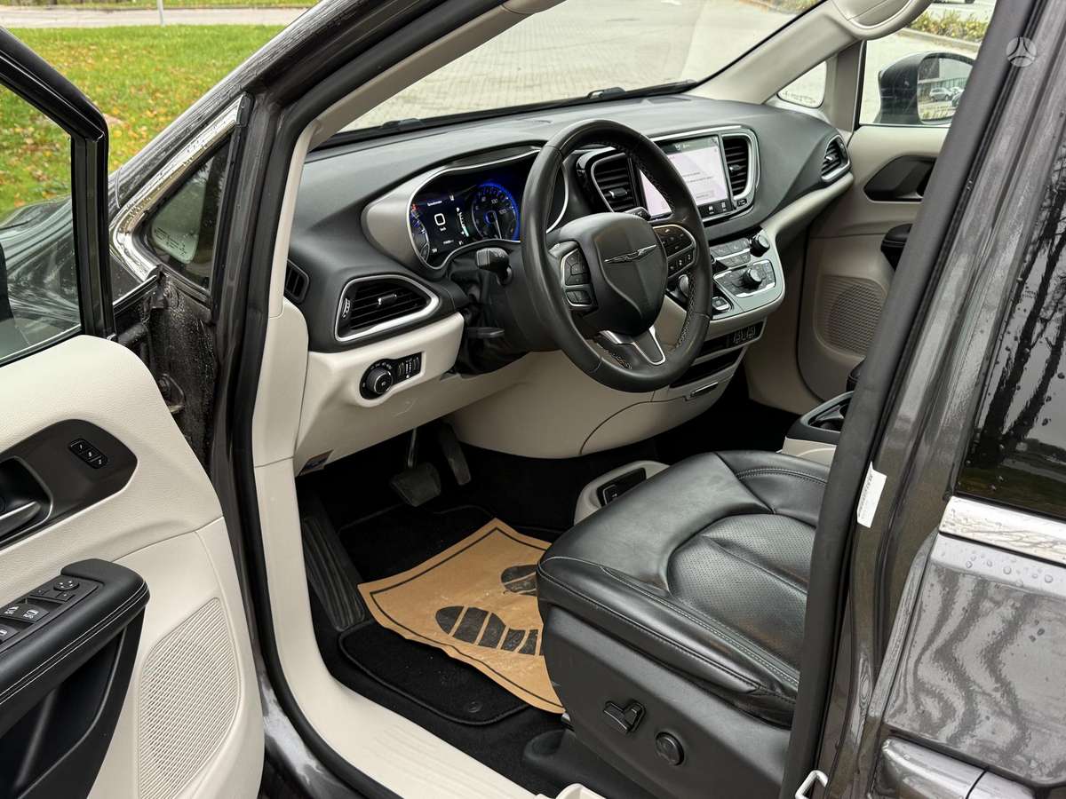Chrysler Pacifica, 3.6 l., Минивэн