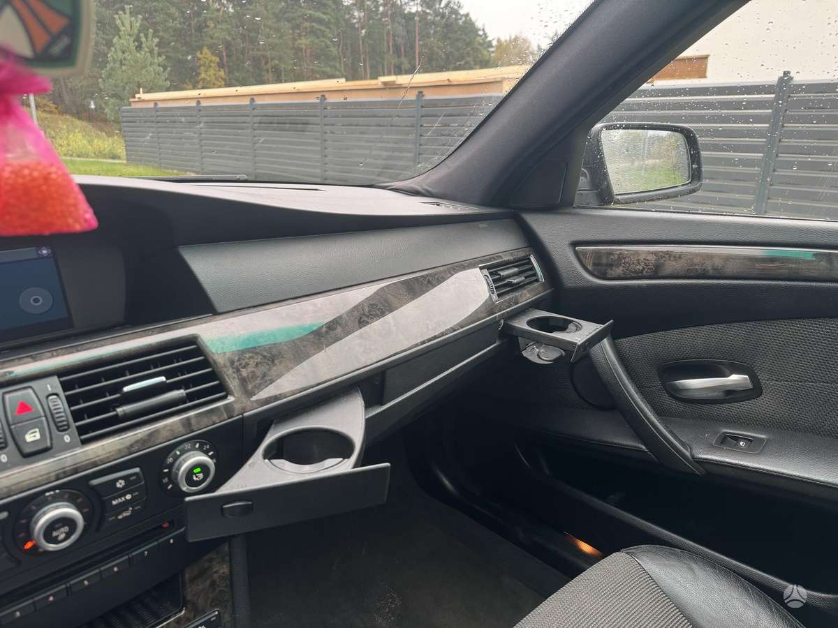BMW 520, 2.0 l., wagon