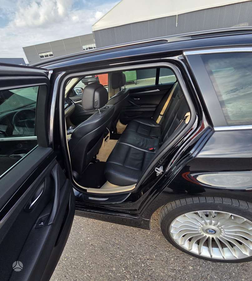 BMW 525, 3.0 l., wagon