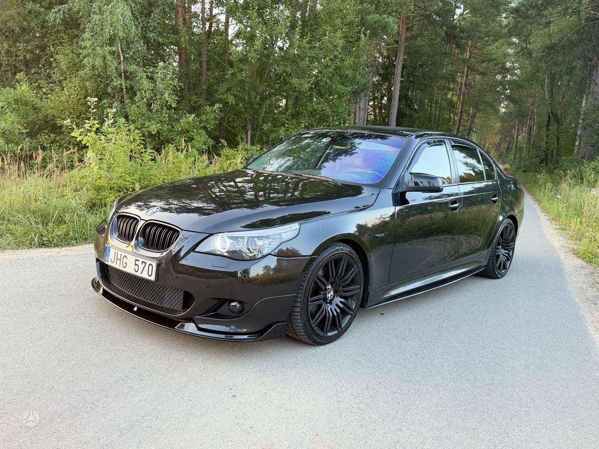 BMW 525, 2.5 l., Седан