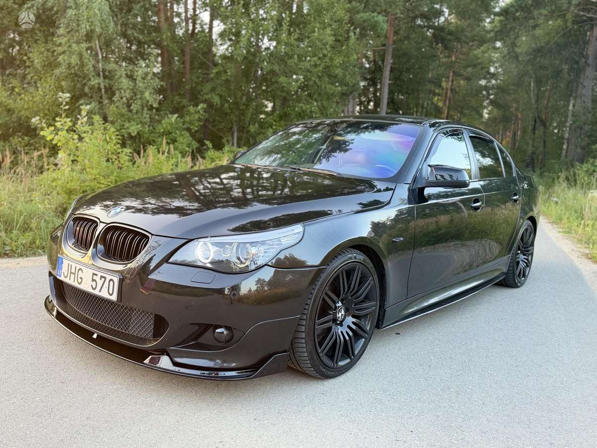 BMW 525, 2.5 l., Седан