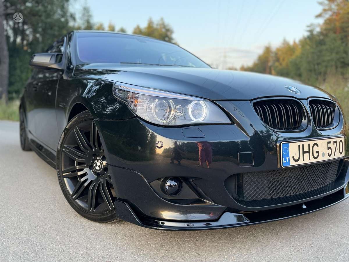 BMW 525, 2.5 l., Седан